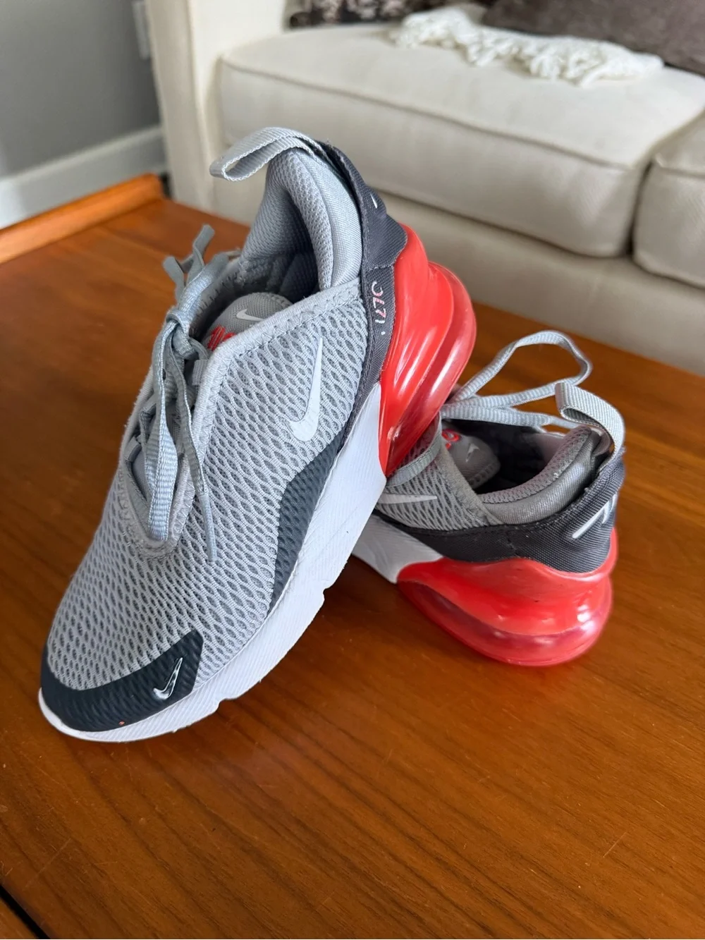 Boys Nike Air Max 270 | size 1